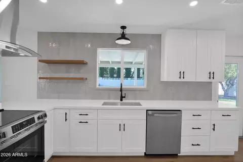 Kitchen - 501 W Seldon Ln, Phoenix, AZ 85021 photo 2 of 3