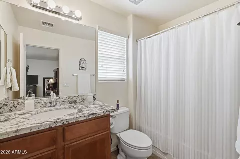 Bath - 10222 E Isleta Ave, Mesa, AZ 85209 photo 2 of 3