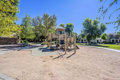 Exterior - 10222 E Isleta Ave, Mesa, AZ 85209 photo 9 of 10