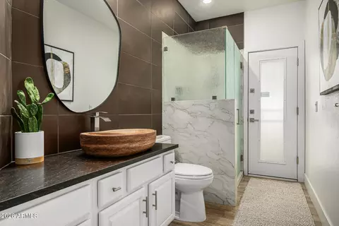 Bath - 1736 E Silverwood Dr, Phoenix, AZ 85048 photo 4 of 7