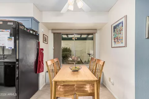 Dining - 9426 S 43rd Pl, Phoenix, AZ 85044 photo 1 of 1