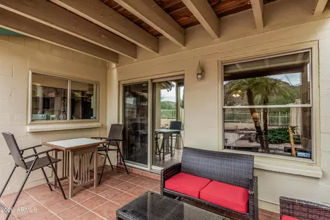 Exterior - 9426 S 43rd Pl, Phoenix, AZ 85044 photo 3 of 10