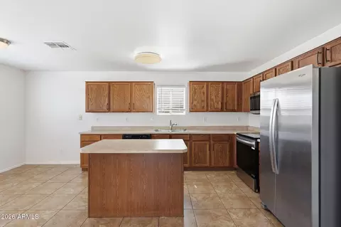 7221 S 37th Dr, Phoenix, AZ 85041 photo 21