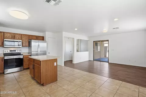 7221 S 37th Dr, Phoenix, AZ 85041 photo 15
