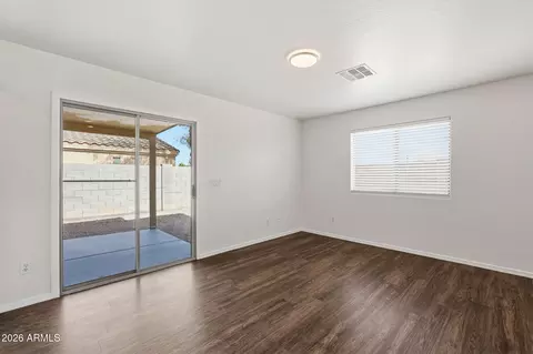 7221 S 37th Dr, Phoenix, AZ 85041 photo 8
