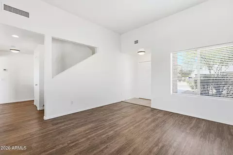 7221 S 37th Dr, Phoenix, AZ 85041 photo 5