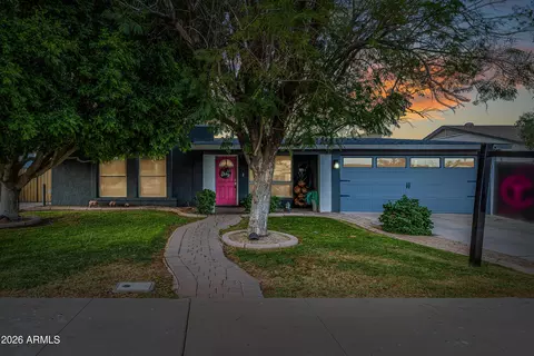 626 E Harmony Ave, Mesa, AZ 85204