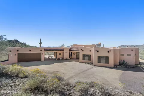 43413 N 7th St, New River, AZ 85087