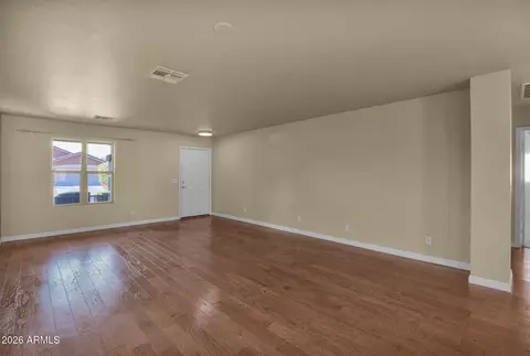 Living - 1074 E Arabian Dr, Gilbert, AZ 85296 photo 2 of 5
