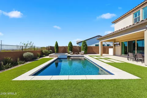 2209 E Fallen Leaf Ln, Phoenix, AZ 85024