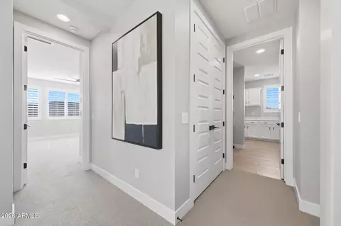 Entry Way - 2209 E Fallen Leaf Ln, Phoenix, AZ 85024 photo 5 of 5