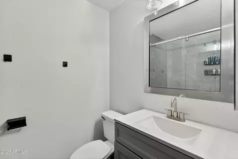 Bath - 4844 E Mcneil St #5, Phoenix, AZ 85044 photo 1 of 7