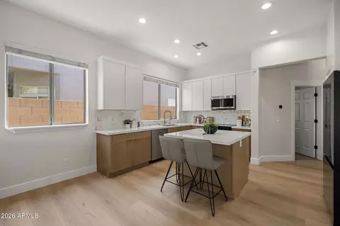 Kitchen - 928 W Juniper Ave, Gilbert, AZ 85233 photo 6 of 6