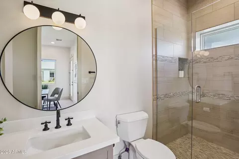 Bath - 3225 E Sells Dr, Phoenix, AZ 85018 photo 6 of 6