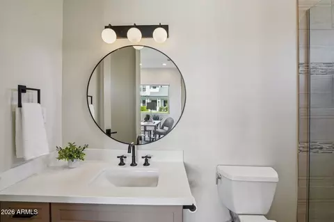 Bath - 3225 E Sells Dr, Phoenix, AZ 85018 photo 5 of 6