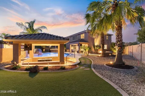 Exterior - 1179 E Regent Dr, Gilbert, AZ 85298 photo 4 of 18