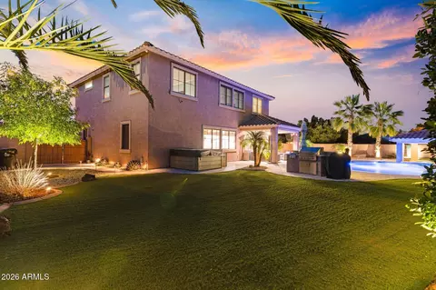 Exterior - 1179 E Regent Dr, Gilbert, AZ 85298 photo 12 of 18