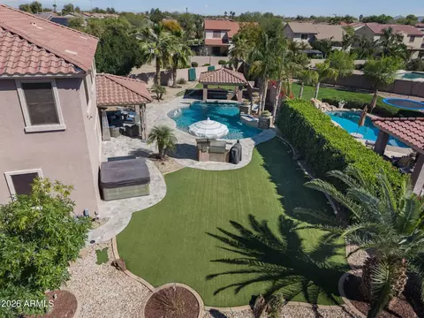 Exterior - 1179 E Regent Dr, Gilbert, AZ 85298 photo 14 of 18