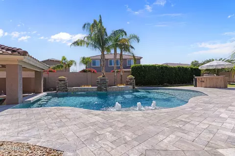 Exterior - 1179 E Regent Dr, Gilbert, AZ 85298 photo 17 of 18