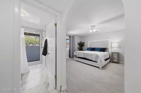 Bedroom - 4350 E Winchcomb Dr, Phoenix, AZ 85032 photo 2 of 3