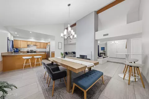 4350 E Winchcomb Dr, Phoenix, AZ 85032