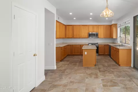 Kitchen - 486 E Windsor Dr, Gilbert, AZ 85296 photo 2 of 4