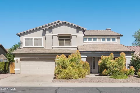 Exterior - 486 E Windsor Dr, Gilbert, AZ 85296 photo 3 of 8