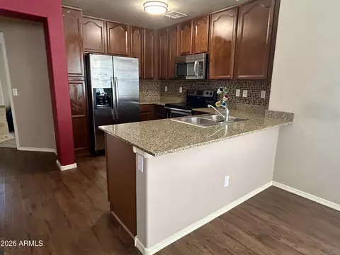 Kitchen - 4272 E Jasper Dr, Gilbert, AZ 85296 photo 2 of 6