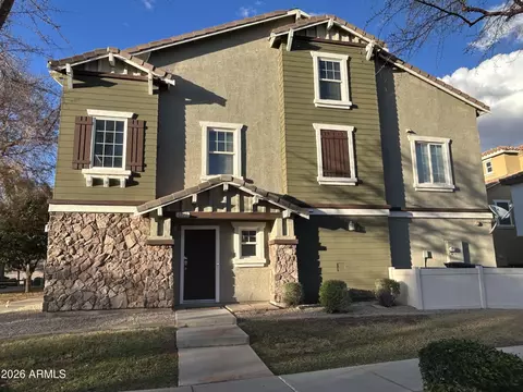 Exterior - 4272 E Jasper Dr, Gilbert, AZ 85296 photo 4 of 16