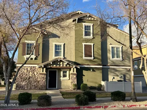 Exterior - 4272 E Jasper Dr, Gilbert, AZ 85296 photo 6 of 16