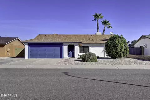 724 W Palomino Dr, Chandler, AZ 85225