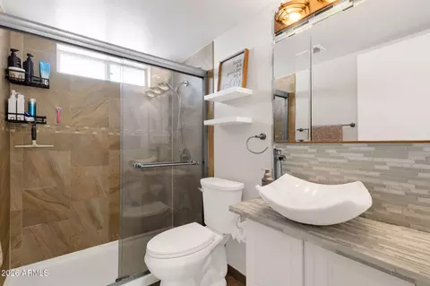 Bath - 508 W Sequoia Dr, Phoenix, AZ 85027 photo 2 of 2