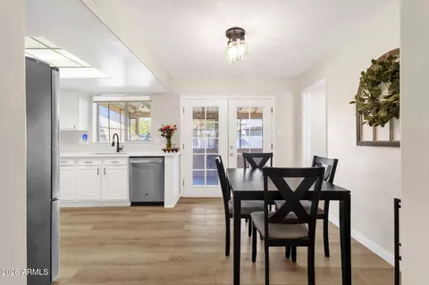 Dining - 508 W Sequoia Dr, Phoenix, AZ 85027 photo 1 of 1