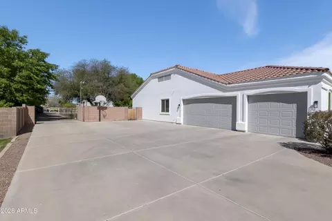 2090 E Melrose St, Gilbert, AZ 85297 photo 2