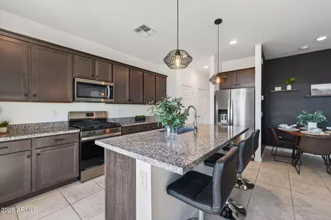 Kitchen - 9423 E Solina Ave, Mesa, AZ 85212 photo 2 of 4