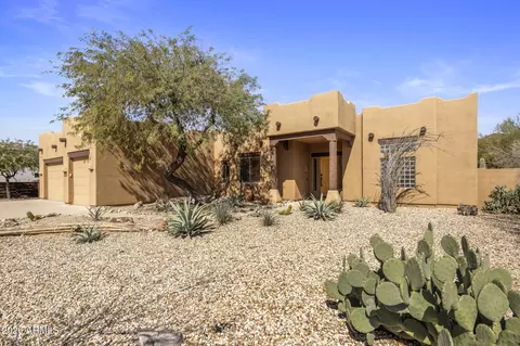 9048 W Calle Lejos --, Peoria, AZ 85383