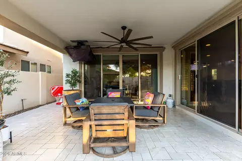 Exterior - 1682 S Henry Ln, Gilbert, AZ 85295 photo 5 of 20