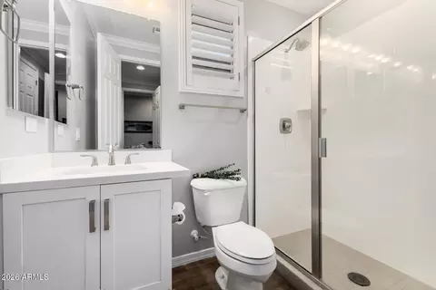 Bath - 1682 S Henry Ln, Gilbert, AZ 85295 photo 6 of 6