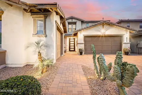 Exterior - 1682 S Henry Ln, Gilbert, AZ 85295 photo 3 of 20