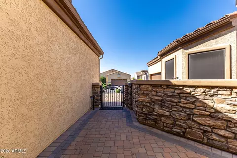 1805 N Red Clf, Mesa, AZ 85207 photo 6