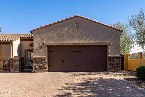 1805 N Red Clf, Mesa, AZ 85207 photo 4
