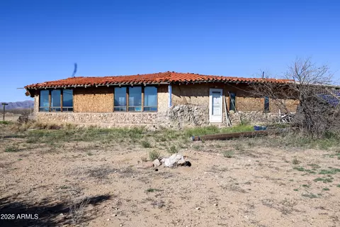 5555 E Singing Arrow Ln, Willcox, AZ 85643 photo 5