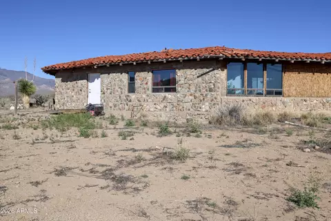 5555 E Singing Arrow Ln, Willcox, AZ 85643 photo 3
