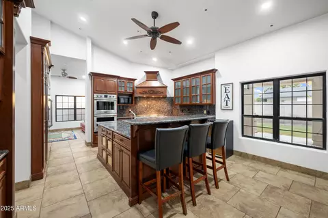 Kitchen - 522 W Marlette Ave, Phoenix, AZ 85013 photo 1 of 4