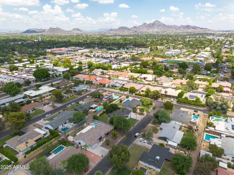 View/Area - 522 W Marlette Ave, Phoenix, AZ 85013 photo 1 of 1
