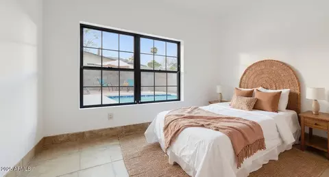 Bedroom - 522 W Marlette Ave, Phoenix, AZ 85013 photo 4 of 4