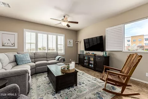 Living - 10960 E Monte Ave #266, Mesa, AZ 85209 photo 2 of 3