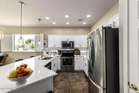 Kitchen - 10960 E Monte Ave #266, Mesa, AZ 85209 photo 1 of 4