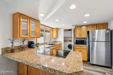 4530 W Continental Dr, Glendale, AZ 85308