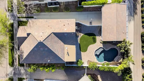 View/Area - 2860 E Camellia Dr, Gilbert, AZ 85296 photo 3 of 12